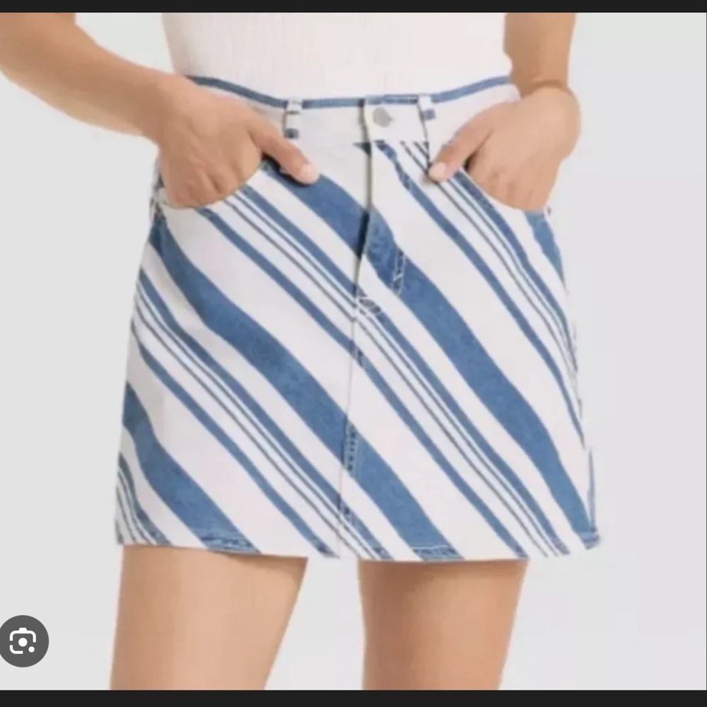 [UNIVERSAL THREAD] STRIPED JEAN SKIRT